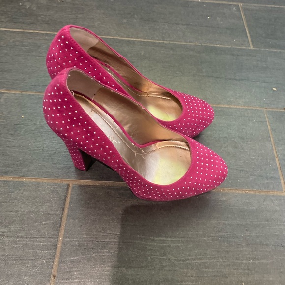 BCBGeneration  heels - Picture 1 of 5